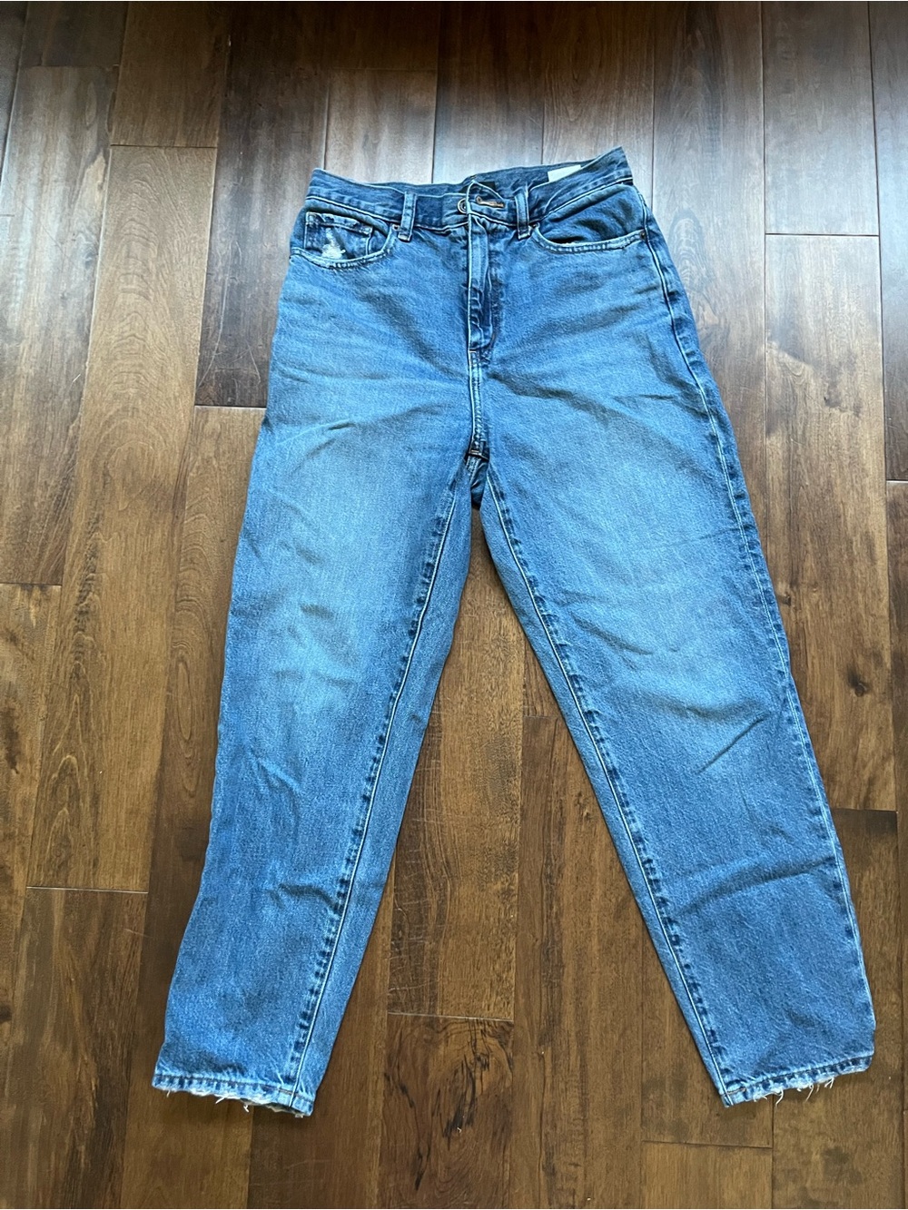 Uniqlo Women's Boyfriend Jeans — Light Blue Denim